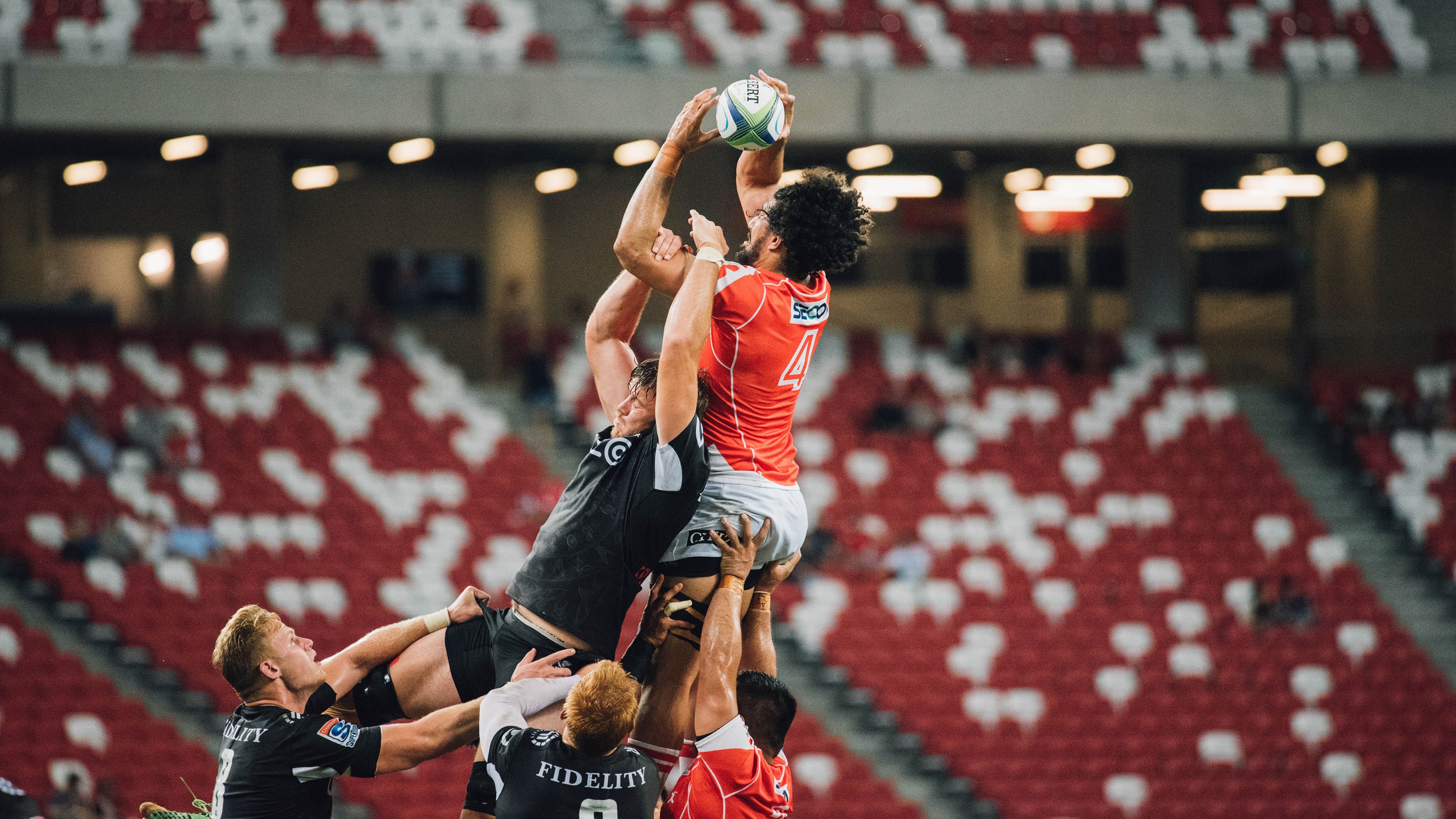 字母哥官方宣布领先优势明显新规，利物浦引发争议！上演精彩一战